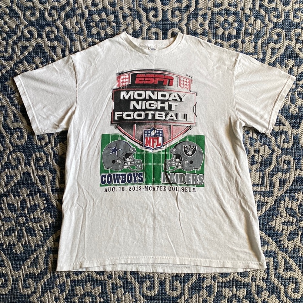 Cowboys VS Raiders Tee